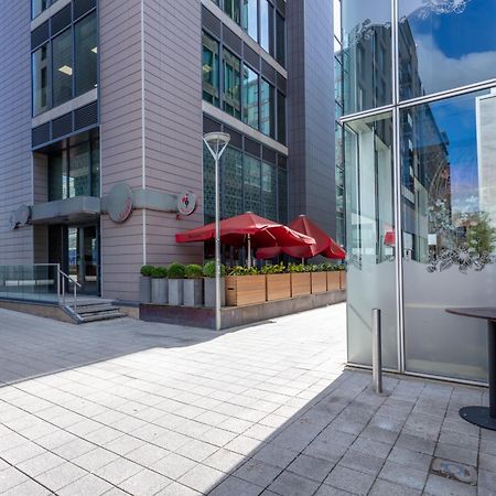 Penthouse Hub Apartment - Central Mk - Juliet Balcony, Free Parking, Fast Wi-Fi And Smart Tv With Netflix By Yoko Property Milton Keynes Exteriör bild